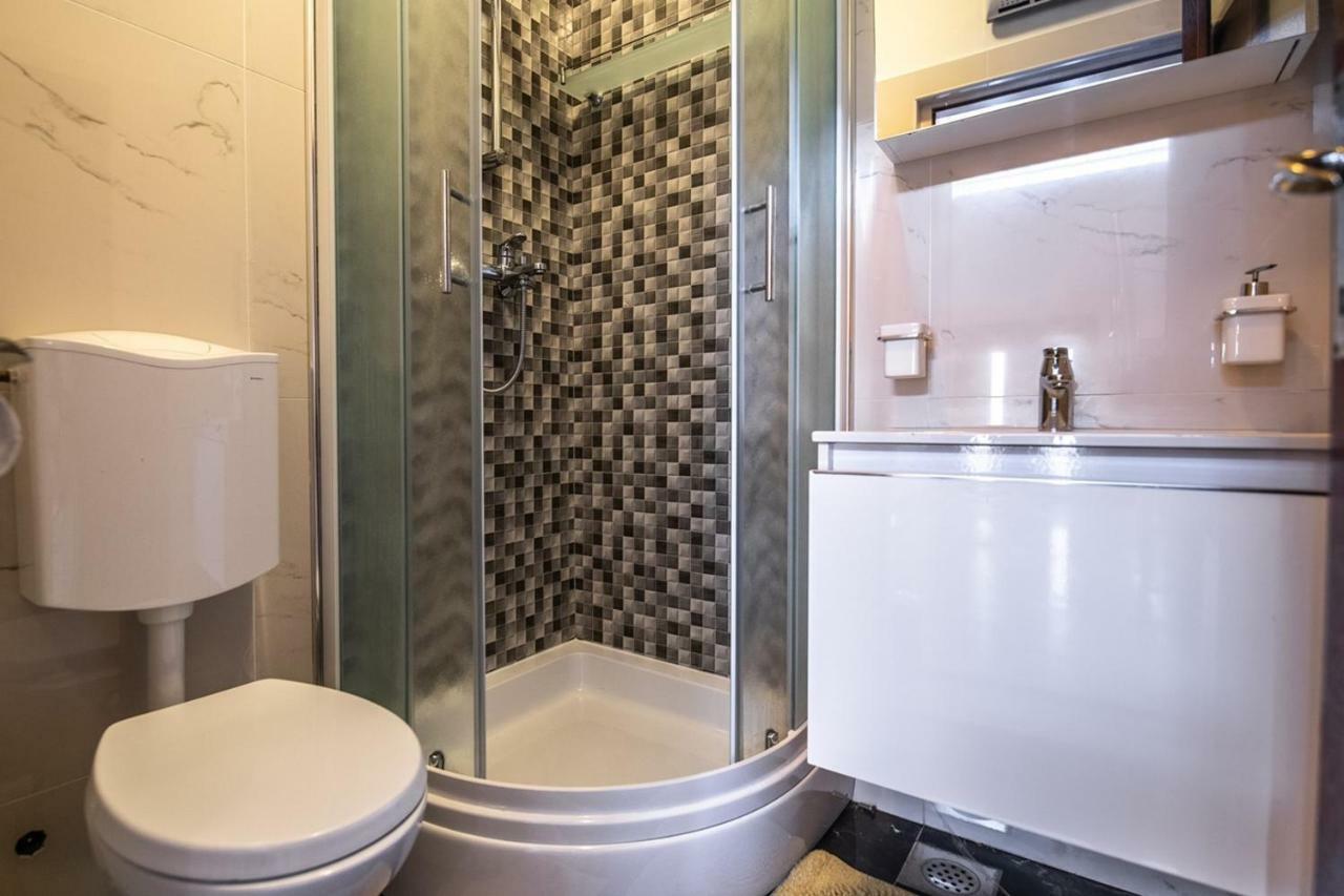 Cave Romane Apartment With Private Pool And Sea View Vinkuran Esterno foto