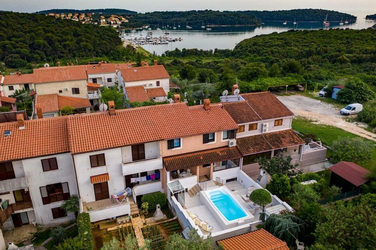 Cave Romane Apartment With Private Pool And Sea View Vinkuran Esterno foto