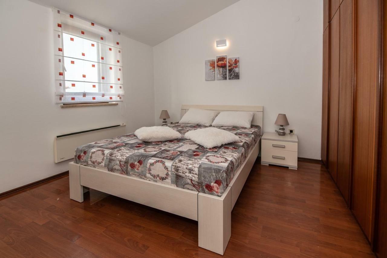 Cave Romane Apartment With Private Pool And Sea View Vinkuran Esterno foto