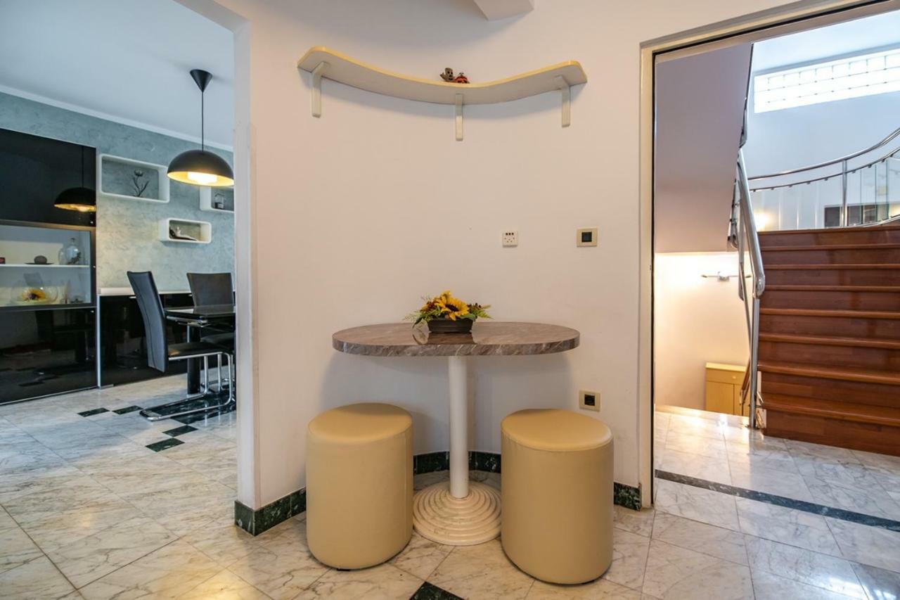 Cave Romane Apartment With Private Pool And Sea View Vinkuran Esterno foto